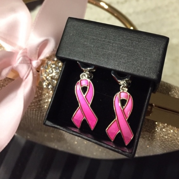 💞They go fast!!💞Pink ribbon charms gift box - Picture 3 of 10